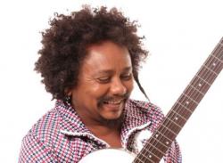 Chico César